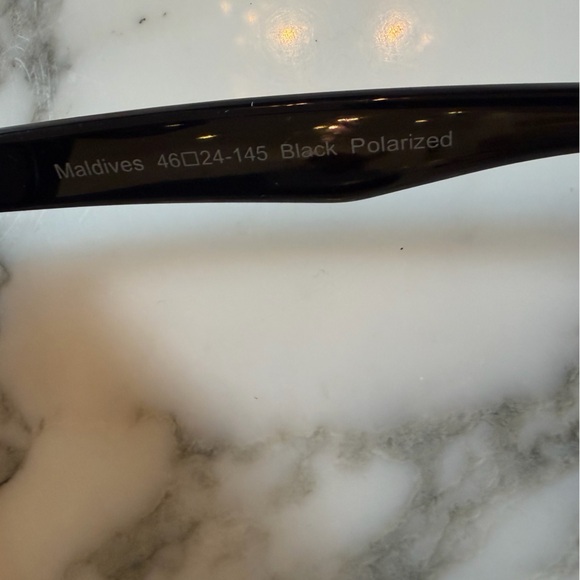 NIB Quince Maldives Polarized Acetate Black Sunglasses with Grey Lens - Picture 11 of 14